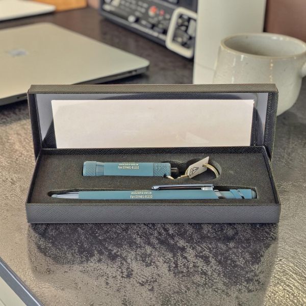Geschenkset LED Lampe + Kuli
